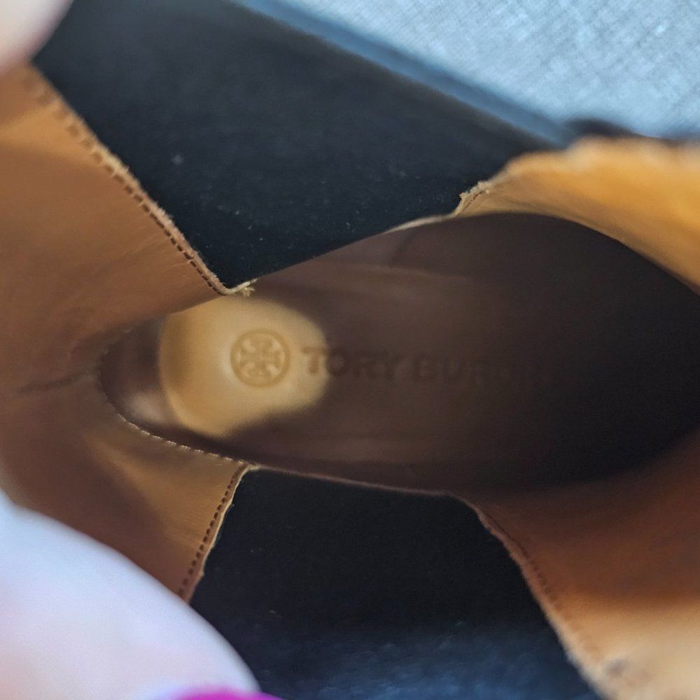 Tory Burch Women's Black Equestrian Link Chelsea Ankle Boots Size 8.5(M) - Picture 11 of 13